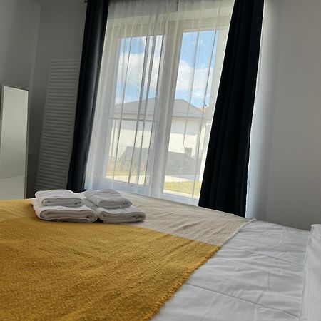 Sky Residence Airport Therme Otopeni 2 מראה חיצוני תמונה
