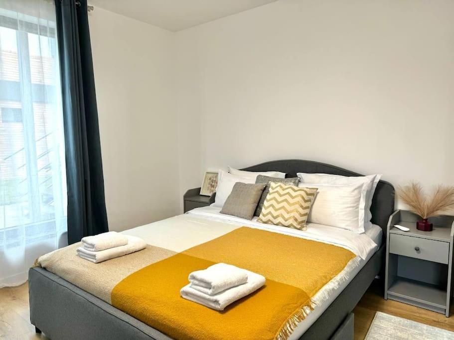 Sky Residence Airport Therme Otopeni 2 מראה חיצוני תמונה